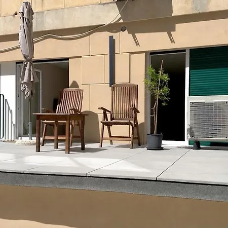 Lejlighed Downtown With Garage, Private Terrace And Elevator Genova